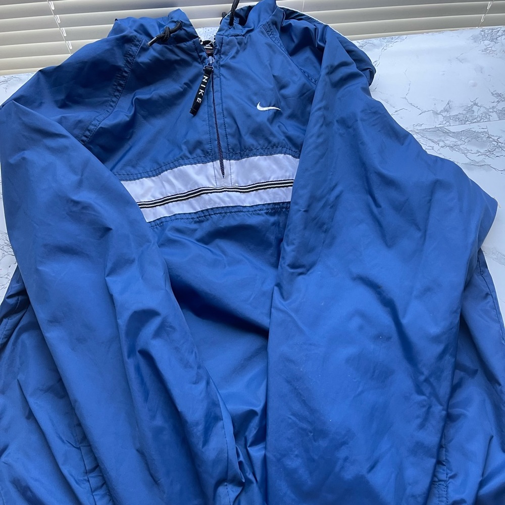 Nike jacket - Picture 2 of 2